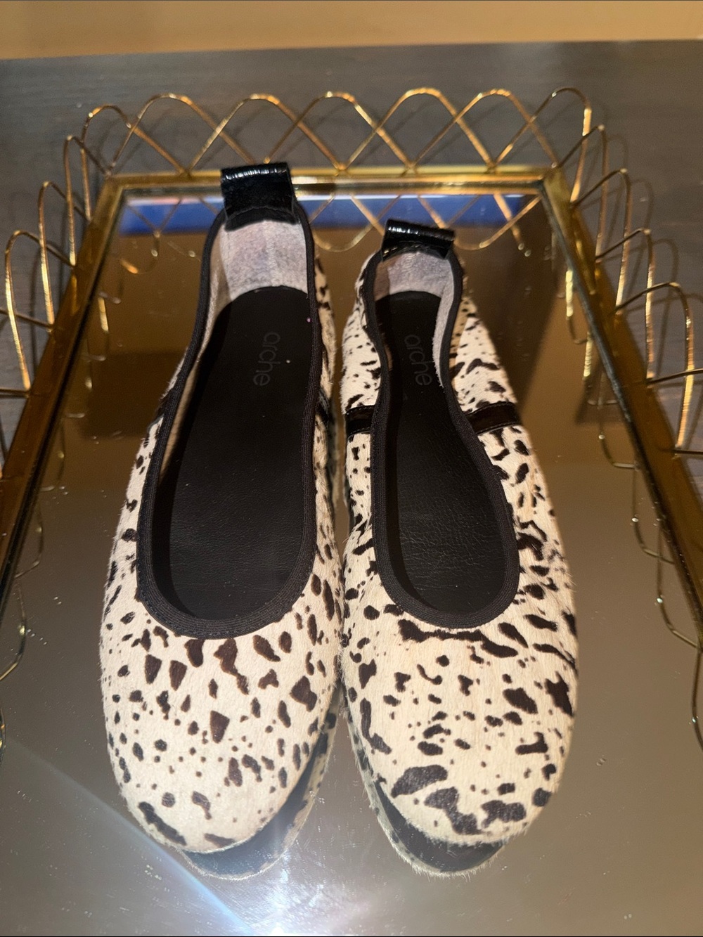 Arche Women's Cream & Black Spotted Ballet Flats
